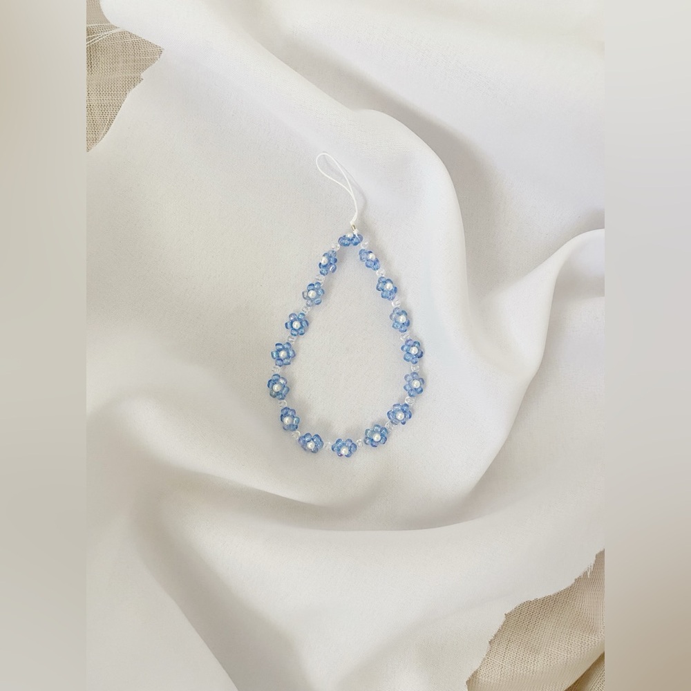 Blue Cute Flower Beaded Phone Charms W/strap